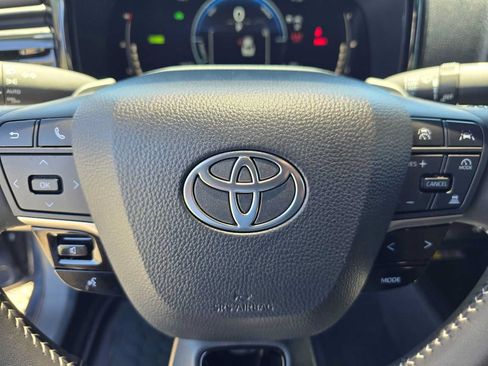 Used 2026 Toyota Camry SE w/ Convenience Package FWD image 23