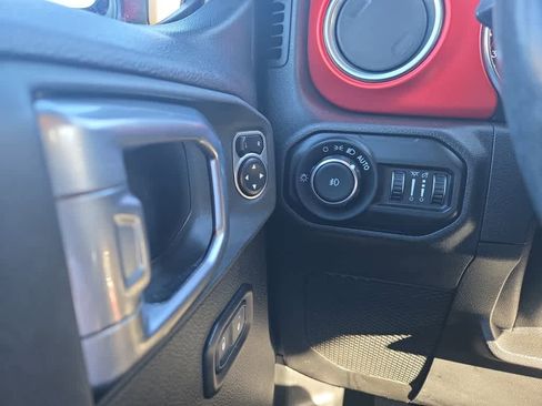 Used 2021 Jeep Wrangler Unlimited Rubicon w/ Safety Group AWD/4WD image 24