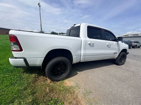 Used 2021 RAM 1500 Big Horn AWD/4WD image 2