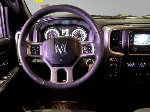Used 2024 RAM 1500 Classic Warlock AWD/4WD image 10