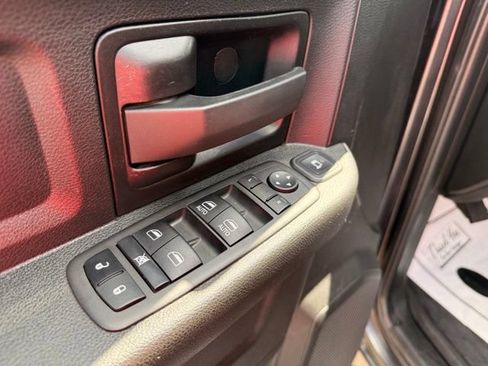 Used 2023 RAM 3500 Tradesman w/ Chrome Appearance Group AWD/4WD image 18