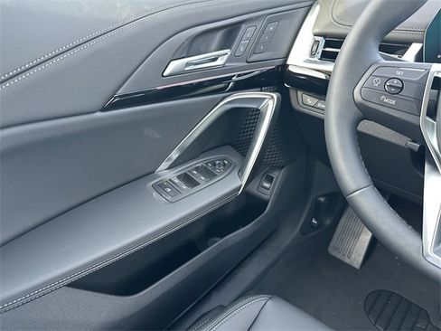 New 2026 BMW X1 xDrive28i w/ Technology Package image 18