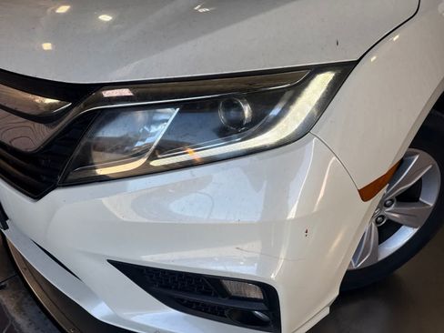 Used 2018 Honda Odyssey EX image 7