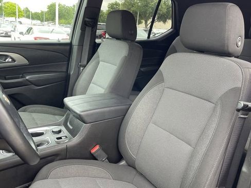 Used 2023 Chevrolet Traverse LT AWD/4WD image 27