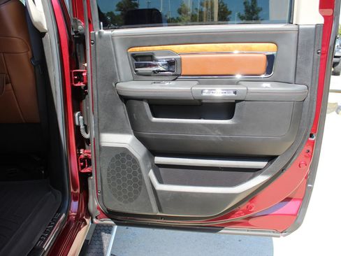 Used 2016 RAM 1500 Laramie Longhorn w/ Convenience Group AWD/4WD image 27