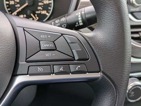 New 2025 Nissan Altima 2.5 SV image 17