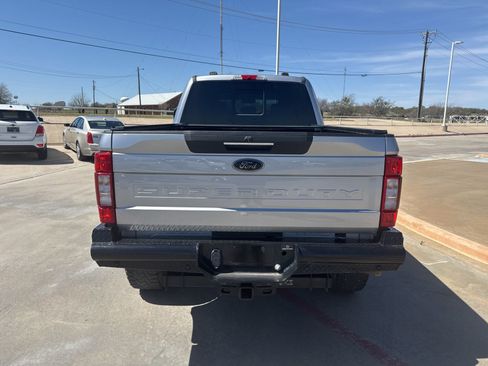 Used 2022 Ford F250 Lariat w/ Lariat Ultimate Package image 6