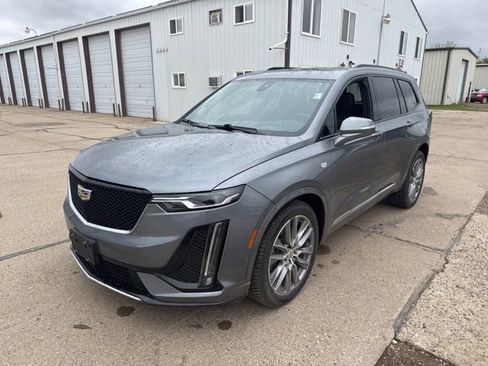 Used 2020 Cadillac XT6 Sport AWD/4WD image 5