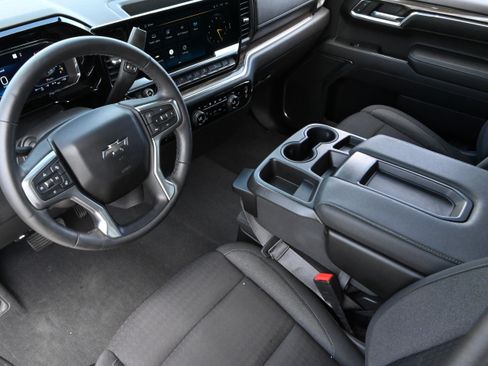 Used 2023 Chevrolet Silverado 1500 RST AWD/4WD image 14