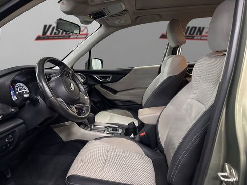 Used 2019 Subaru Forester Premium image 9