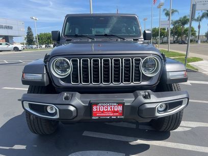 Used 2025 Jeep Wrangler Unlimited Sahara w/ Safety Group