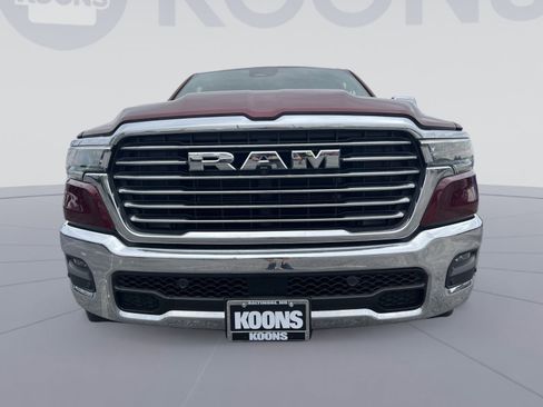 Used 2025 RAM 1500 Laramie AWD/4WD image 19