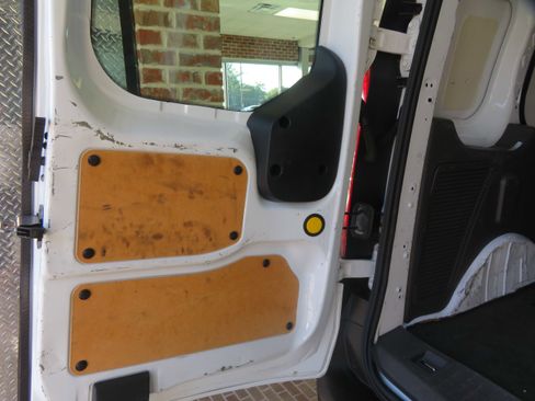 Used 2020 Ford Transit Connect XL image 20