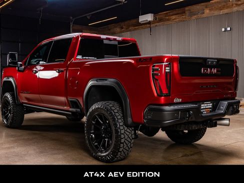 Used 2024 GMC Sierra 2500 AT4X w/ AT4X AEV Edition AWD/4WD image 7