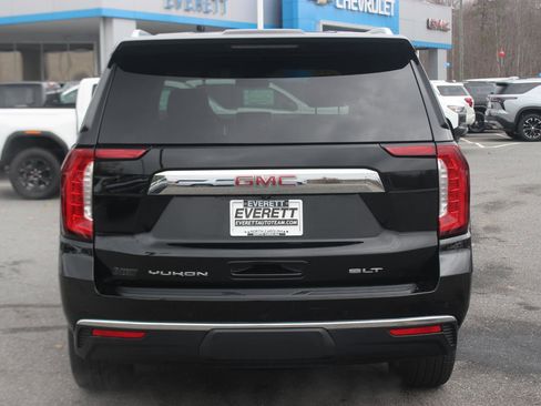 Used 2023 GMC Yukon SLT w/ SLT Premium Package image 6