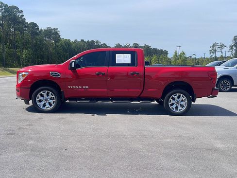Used 2024 Nissan Titan SV w/ SV Convenience Package AWD/4WD image 4