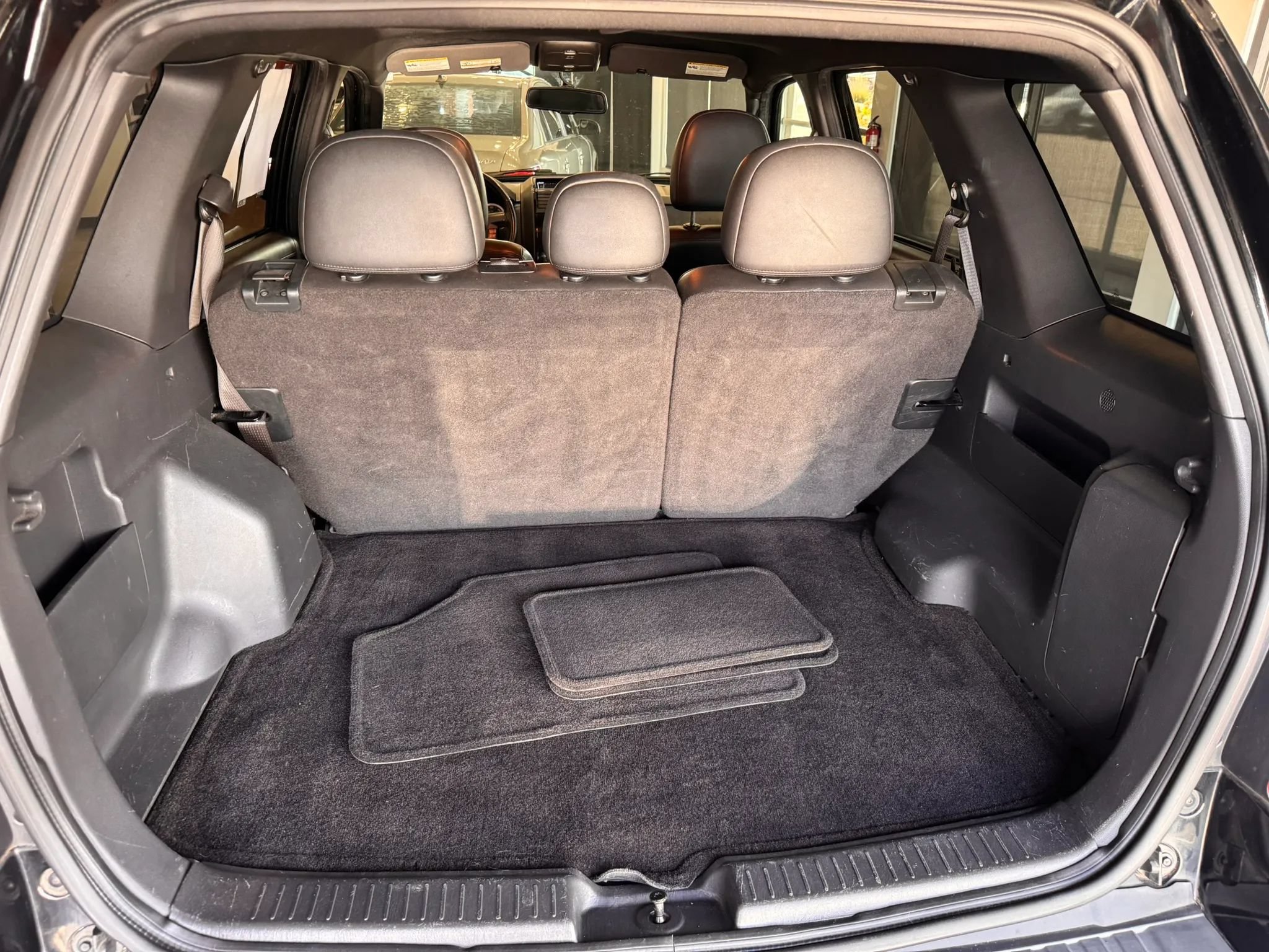 Used 2012 Ford Escape Limited w/ Class II Trailer Tow Pkg FWD image 23