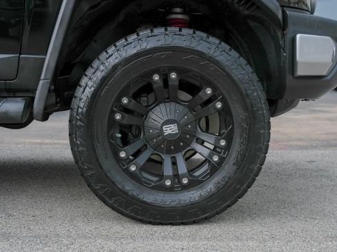 Used 2014 Toyota FJ Cruiser 4WD w/ Upgrade Package image 5