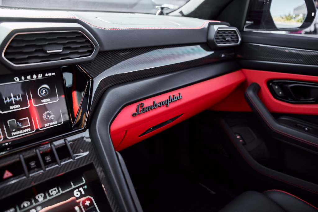 Used 2024 Lamborghini Urus S AWD/4WD image 85