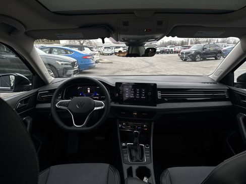 New 2026 Volkswagen Jetta SE image 21