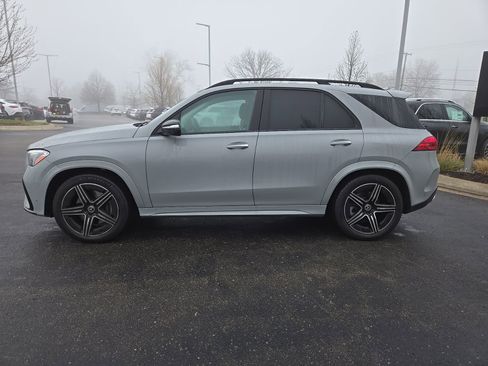 Certified 2025 Mercedes-Benz GLE 350 4MATIC image 2