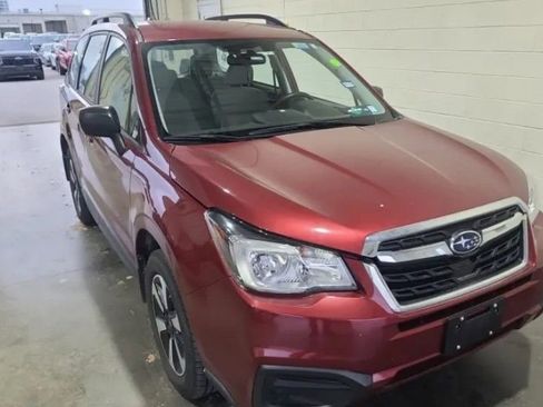 Used 2017 Subaru Forester 2.5i w/ Alloy Wheel Package AWD/4WD image 1