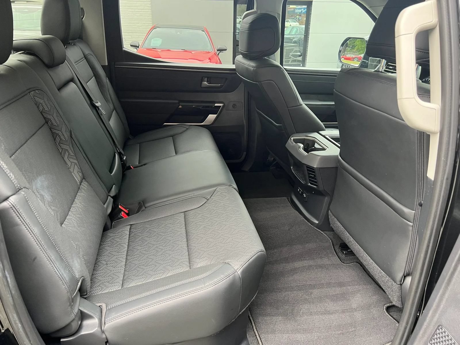 Used 2023 Toyota Tundra Limited AWD/4WD image 9