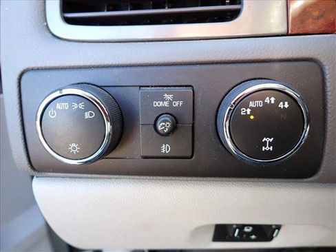 Used 2014 GMC Yukon XL SLT w/ SLT-2 Equipment Package image 20