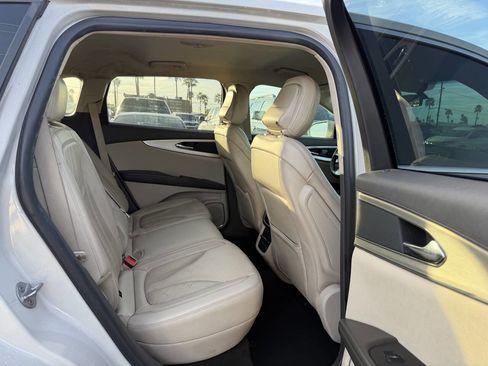 Used 2020 Lincoln Nautilus FWD w/ Equipment Group 101A image 16