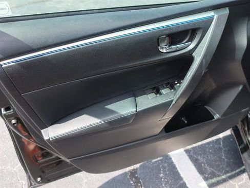 Used 2014 Toyota Corolla S FWD image 10