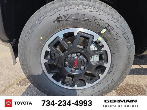 New 2026 Toyota Tacoma TRD Off-Road AWD/4WD image 12