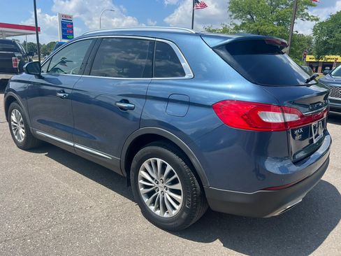 Used 2018 Lincoln MKX Select w/ Select Plus Package AWD/4WD image 7