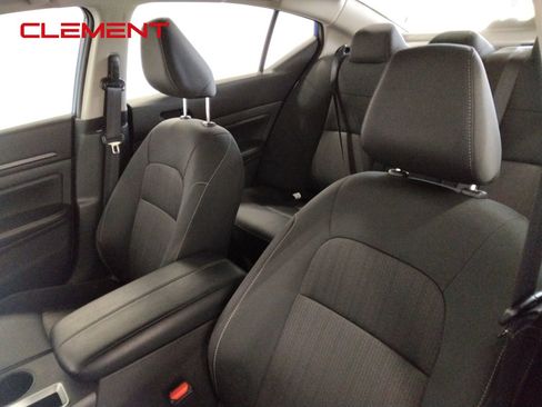 Used 2025 Nissan Altima 2.5 SV image 27