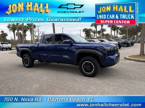 Used 2025 Toyota Tacoma TRD Off-Road image 18