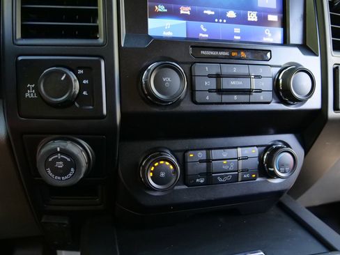 Used 2019 Ford F150 XL w/ Equipment Group 101A Mid image 11