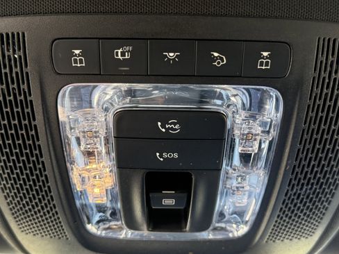 Used 2022 Mercedes-Benz CLA 250 image 21