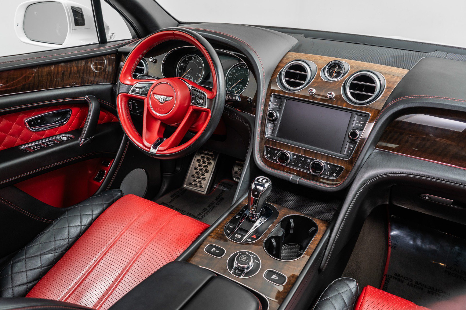 Used 2018 Bentley Bentayga Activity AWD/4WD image 26