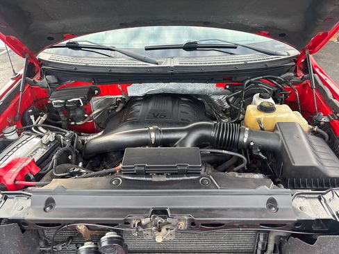 Used 2011 Ford F150 XLT w/ XTR Pkg image 32