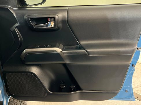 Used 2018 Toyota Tacoma TRD Pro image 22