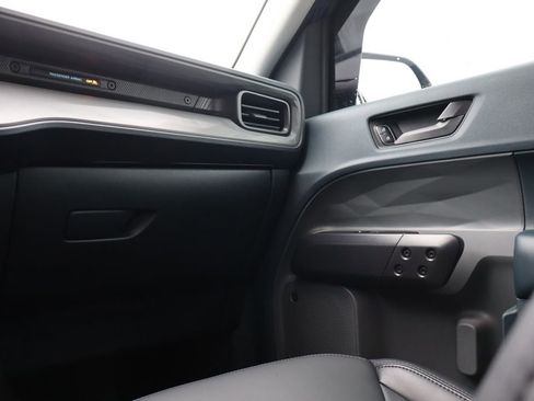 Used 2023 Ford Maverick Lariat w/ Lariat Luxury Package image 43