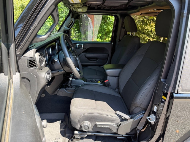Used 2023 Jeep Wrangler Sport AWD/4WD image 10