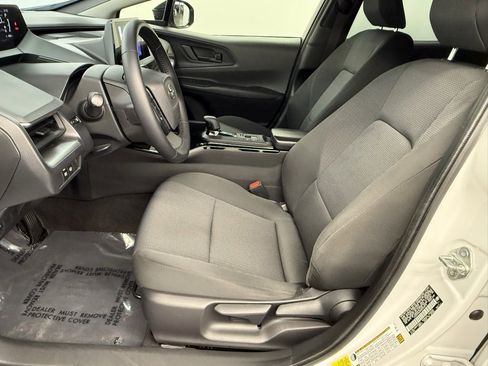 Used 2024 Toyota Prius LE image 15