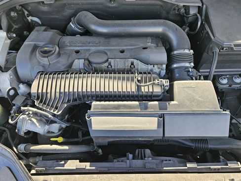 Used 2016 Volvo XC60 T5 Premier image 33