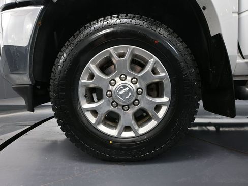 Used 2022 RAM 2500 Laramie AWD/4WD image 19