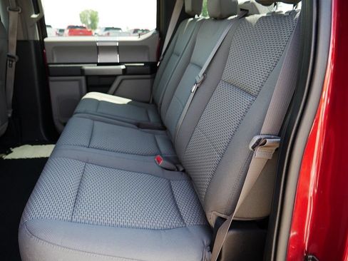 Used 2015 Ford F150 XLT w/ Equipment Group 302A Luxury AWD/4WD image 16