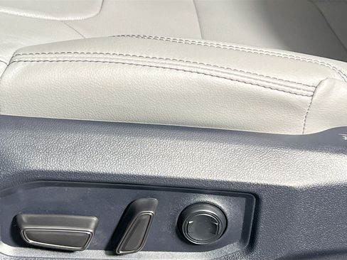 New 2026 Toyota Tundra Limited AWD/4WD image 15