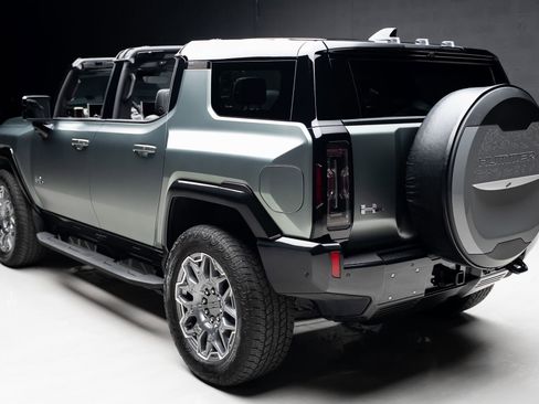 Used 2024 GMC Hummer EV 3X AWD/4WD image 28