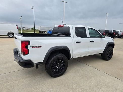New 2026 Chevrolet Colorado Trail Boss AWD/4WD image 13