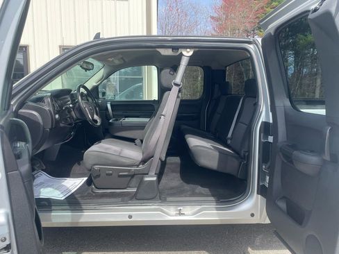 Used 2012 GMC Sierra 1500 SLE w/ Power Tech Package AWD/4WD image 9