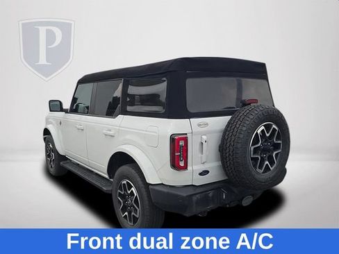 Used 2024 Ford Bronco Outer Banks AWD/4WD image 10